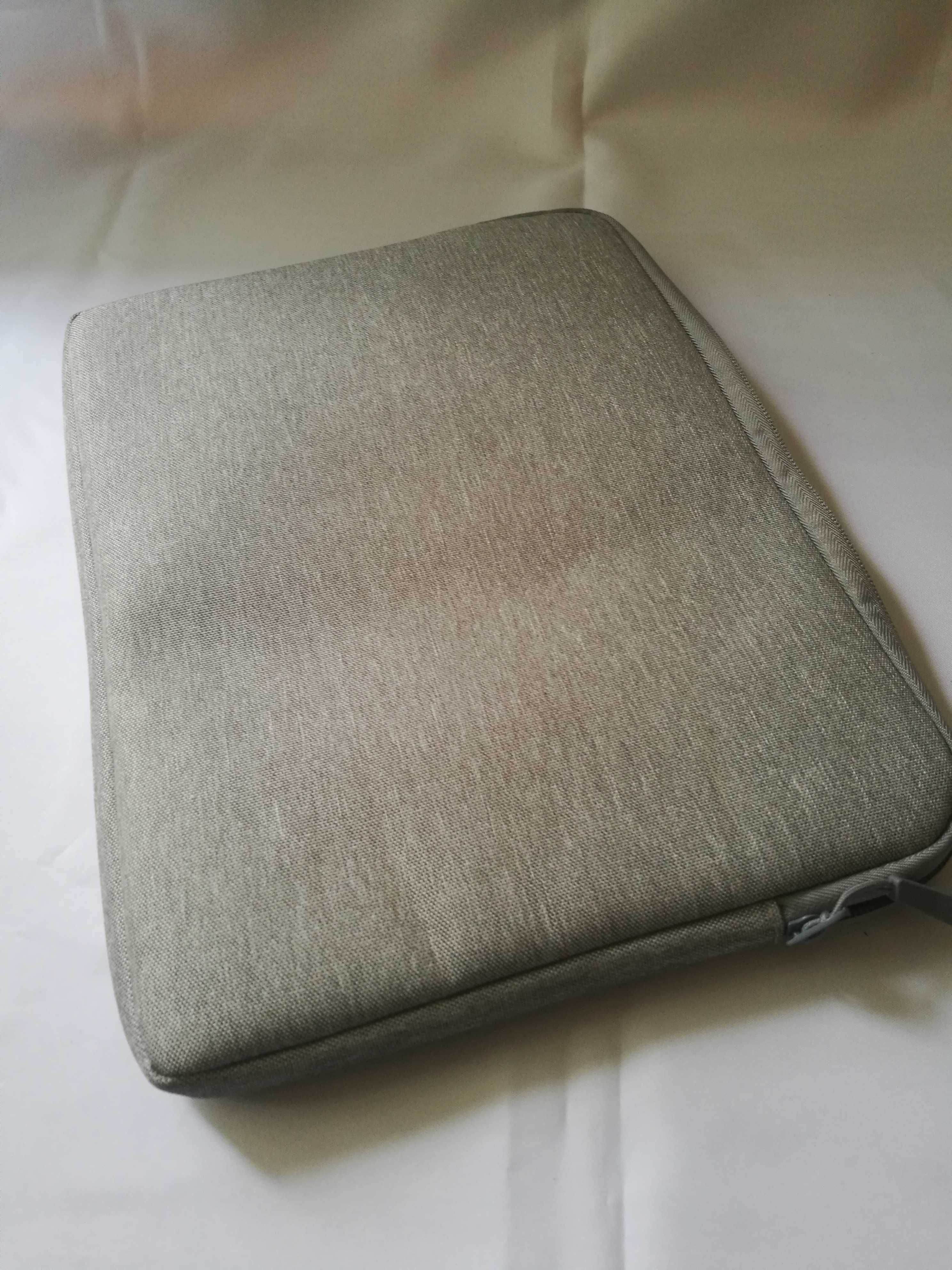 Pokrowiec-etui na tablet -ZYB