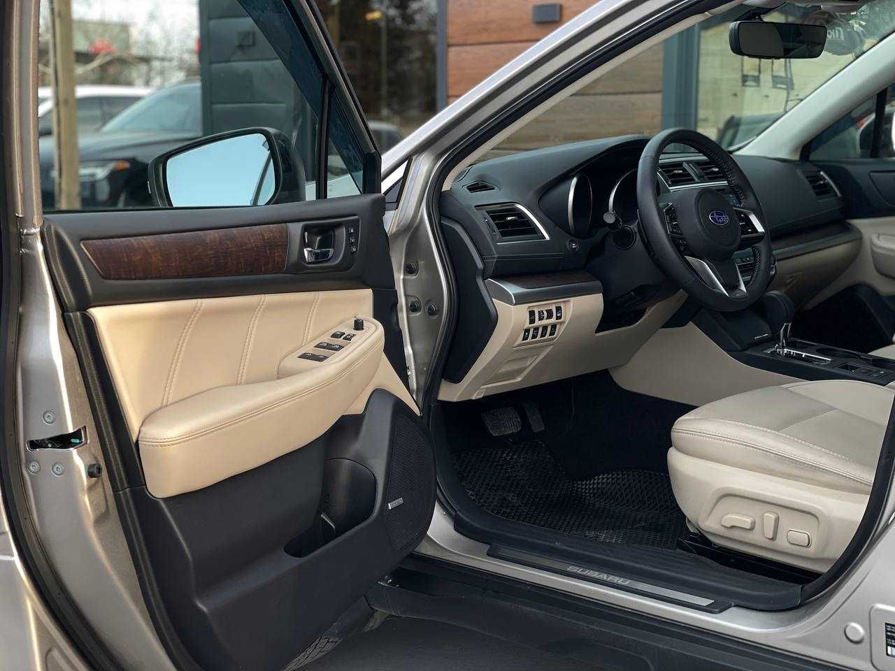 Авто в наявності Subaru Outback Limited 2019 року