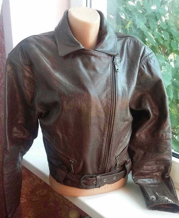 Стильний шкіряний костюм: куртка та штани