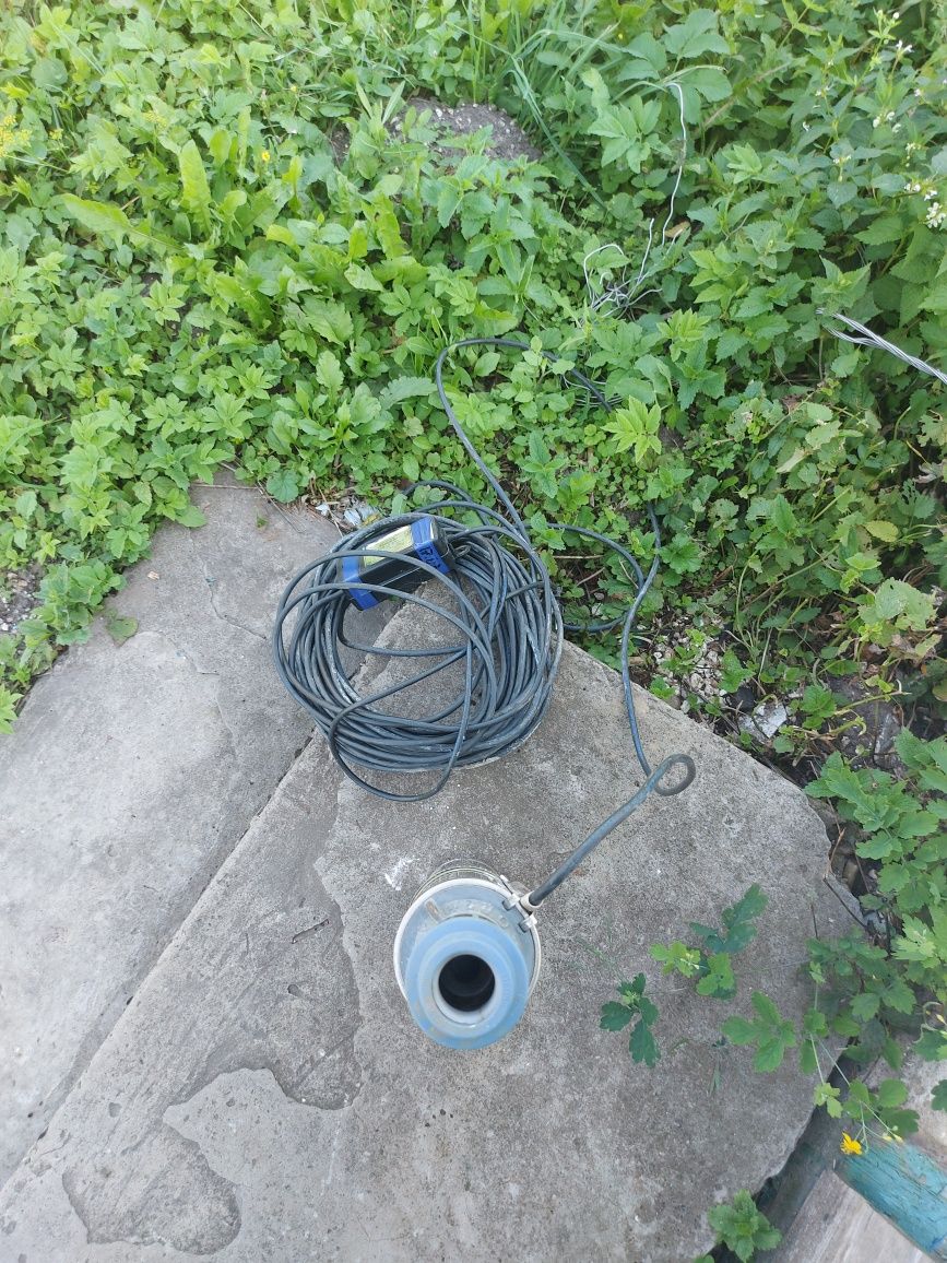 Продам глубинний насос Водолій.