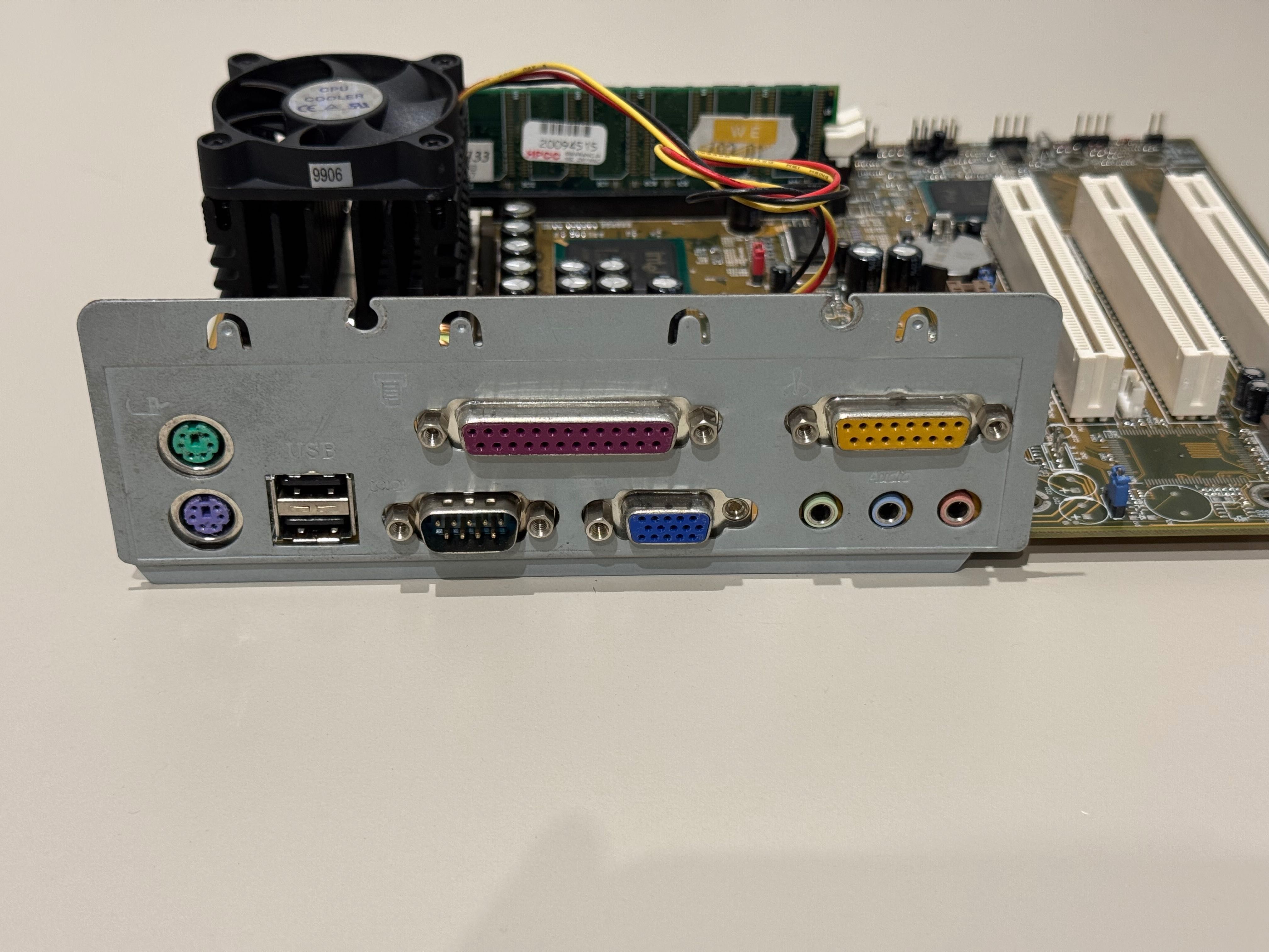 Retro płyta główna PCPartner BSMS3-C872 + Celeron 433 + 128MB SDR