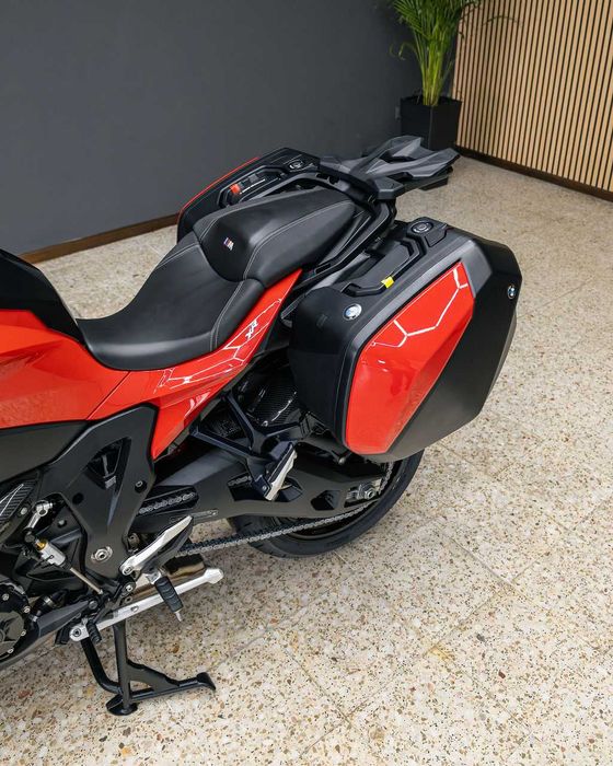 BMW S1000XR CARBON M