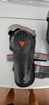 Protecao joelhos Joalheiras Dainese