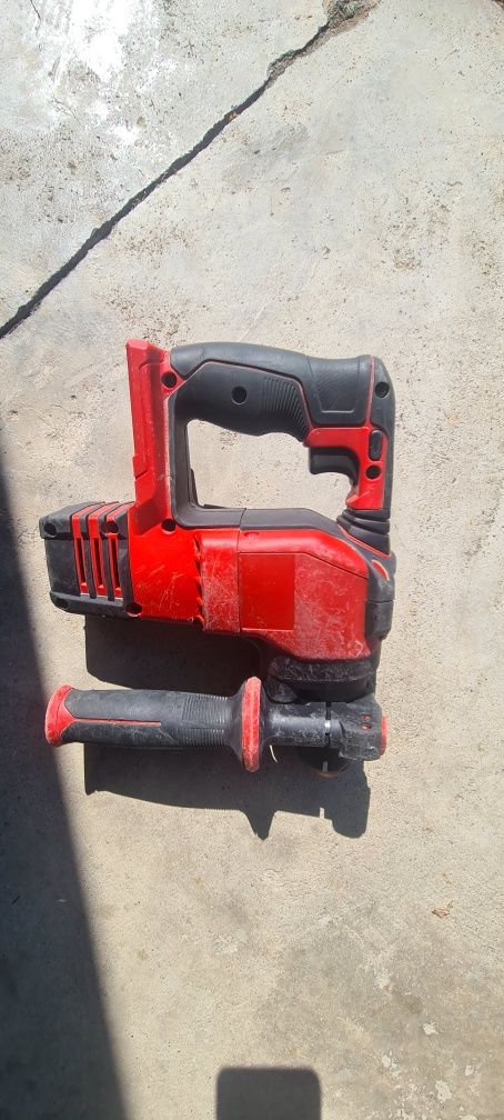 Einhell mlotowiertarka 18v uszkodzona