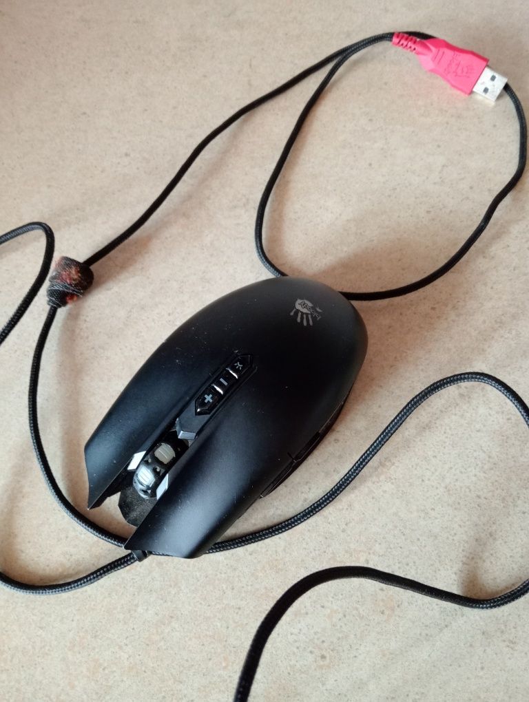 Мышка Bloody Q80. Neon XGlide USB Black.