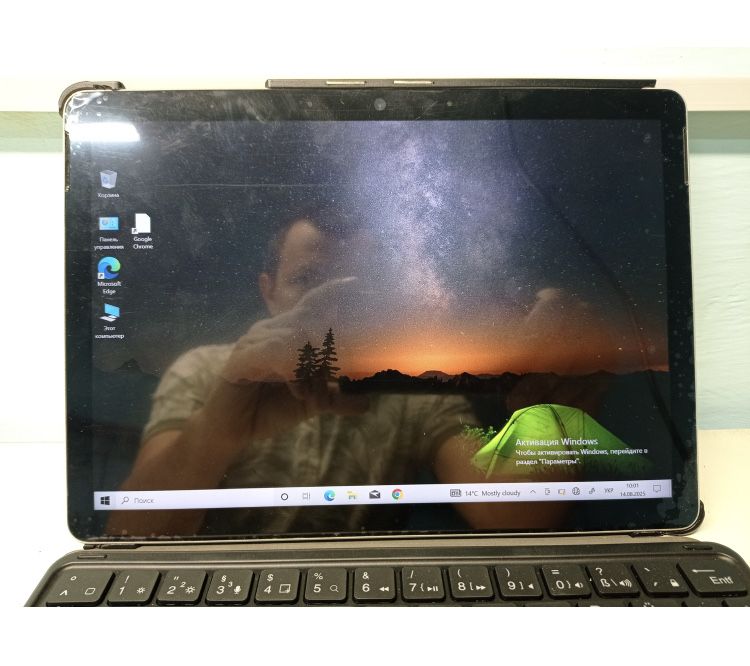 Продам Планшет Microsoft Surface GO 2