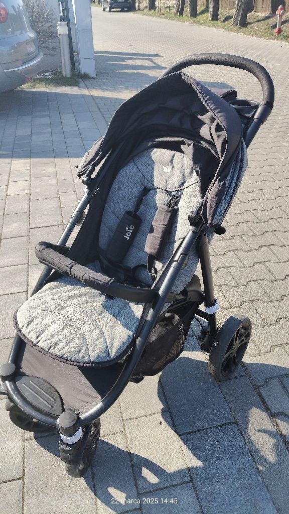 Wózek spacerówka Joie