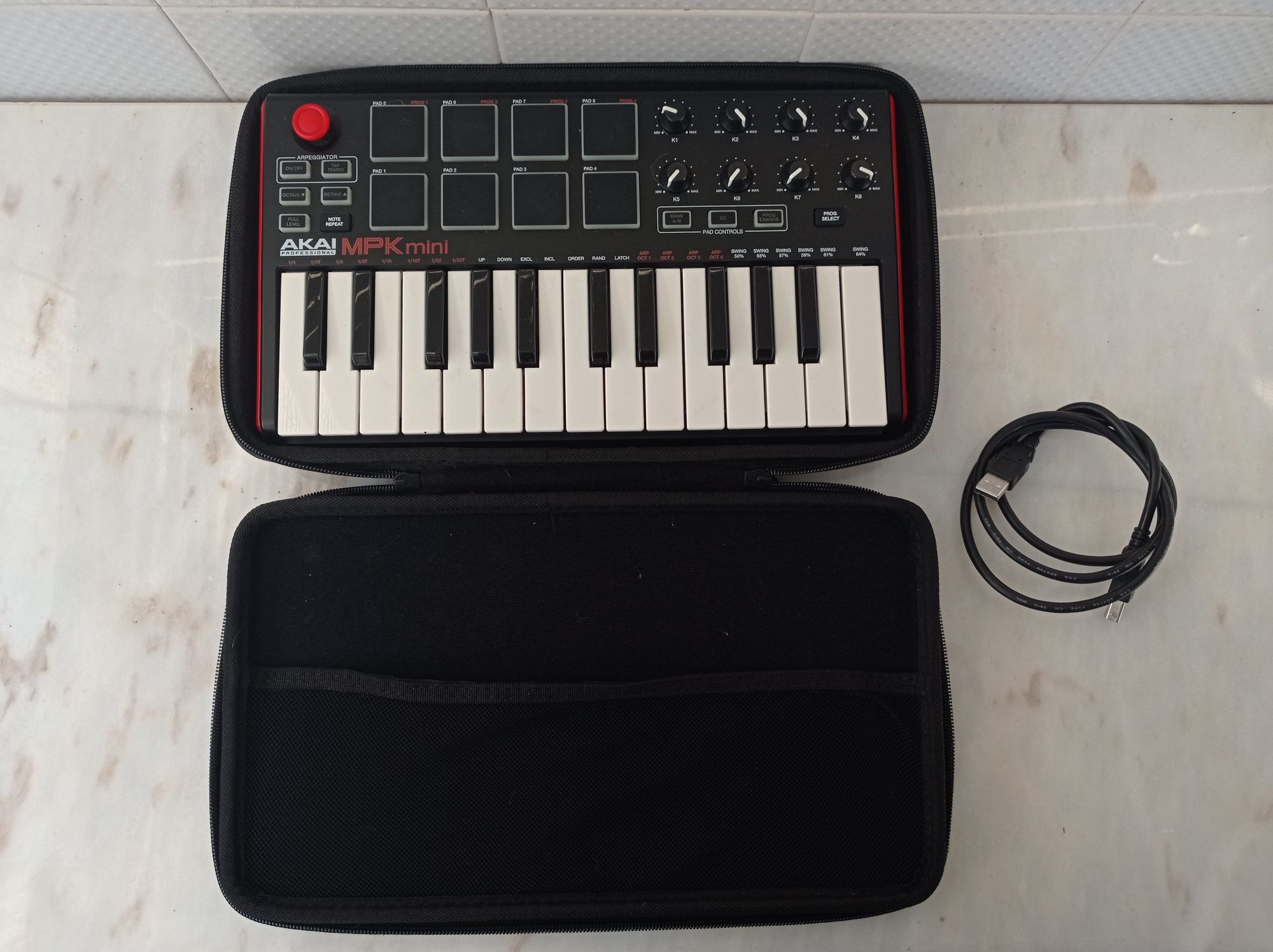 AKAI MPK Mini 3 em 2ª mão