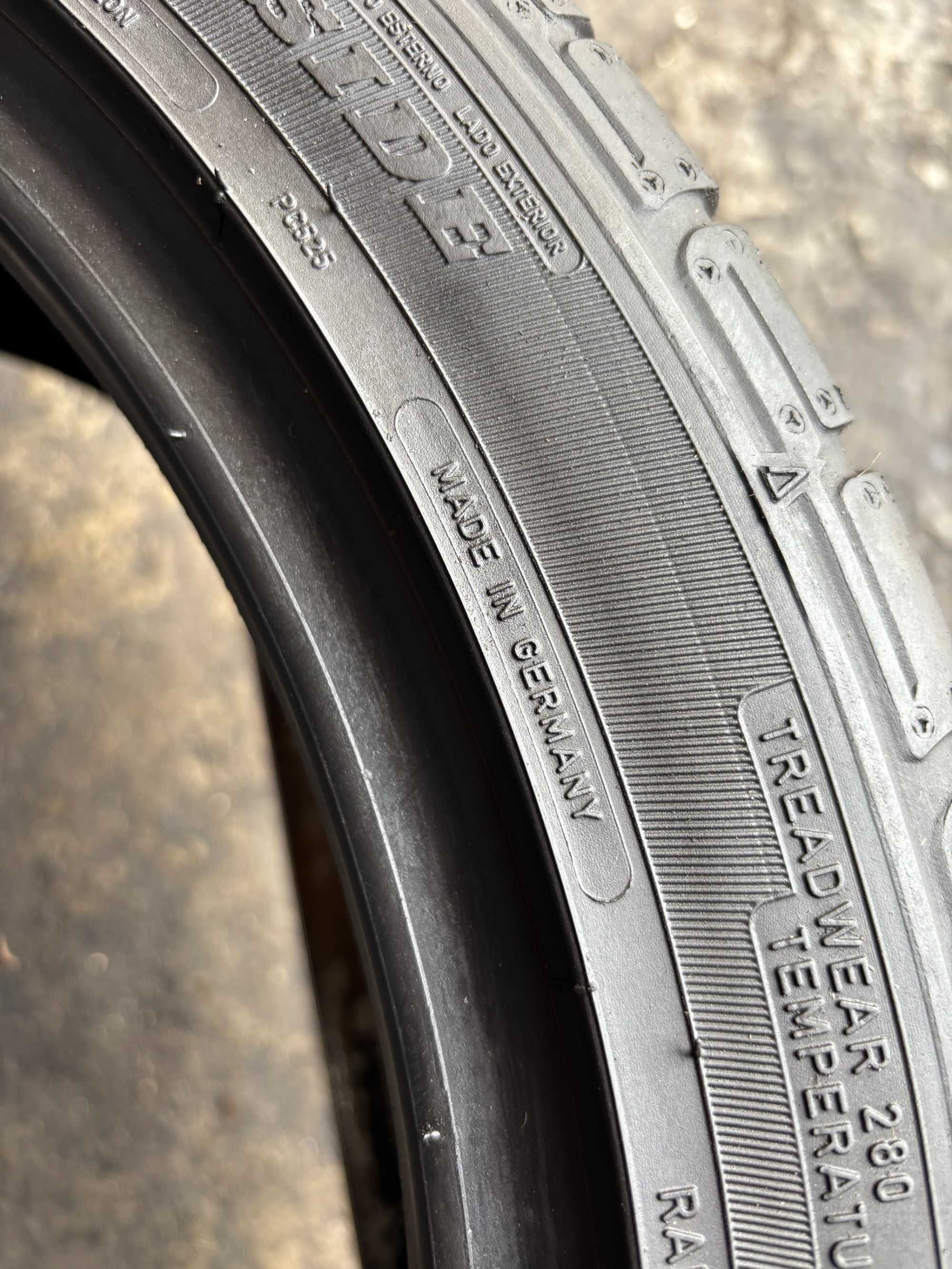 245 40 19 Dunlop, літо. Ціна за 4 шт. 10000.