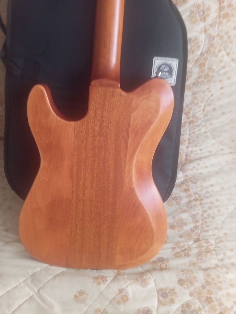 Gitara elektryczna Godin Radium