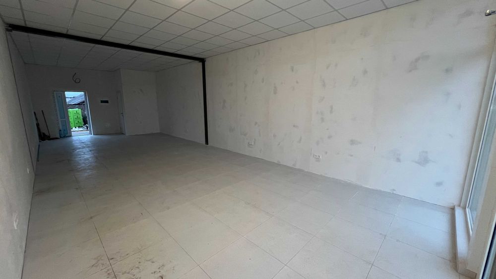 Оренда ФАСАДНОГО комерційного приміщення 54,1 м.кв. в ЦЕНТРІ м. САРНИ