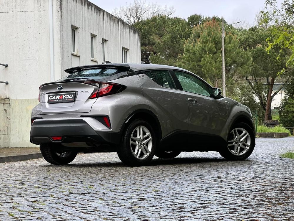 Toyota C-HR 1.8 Hybrid