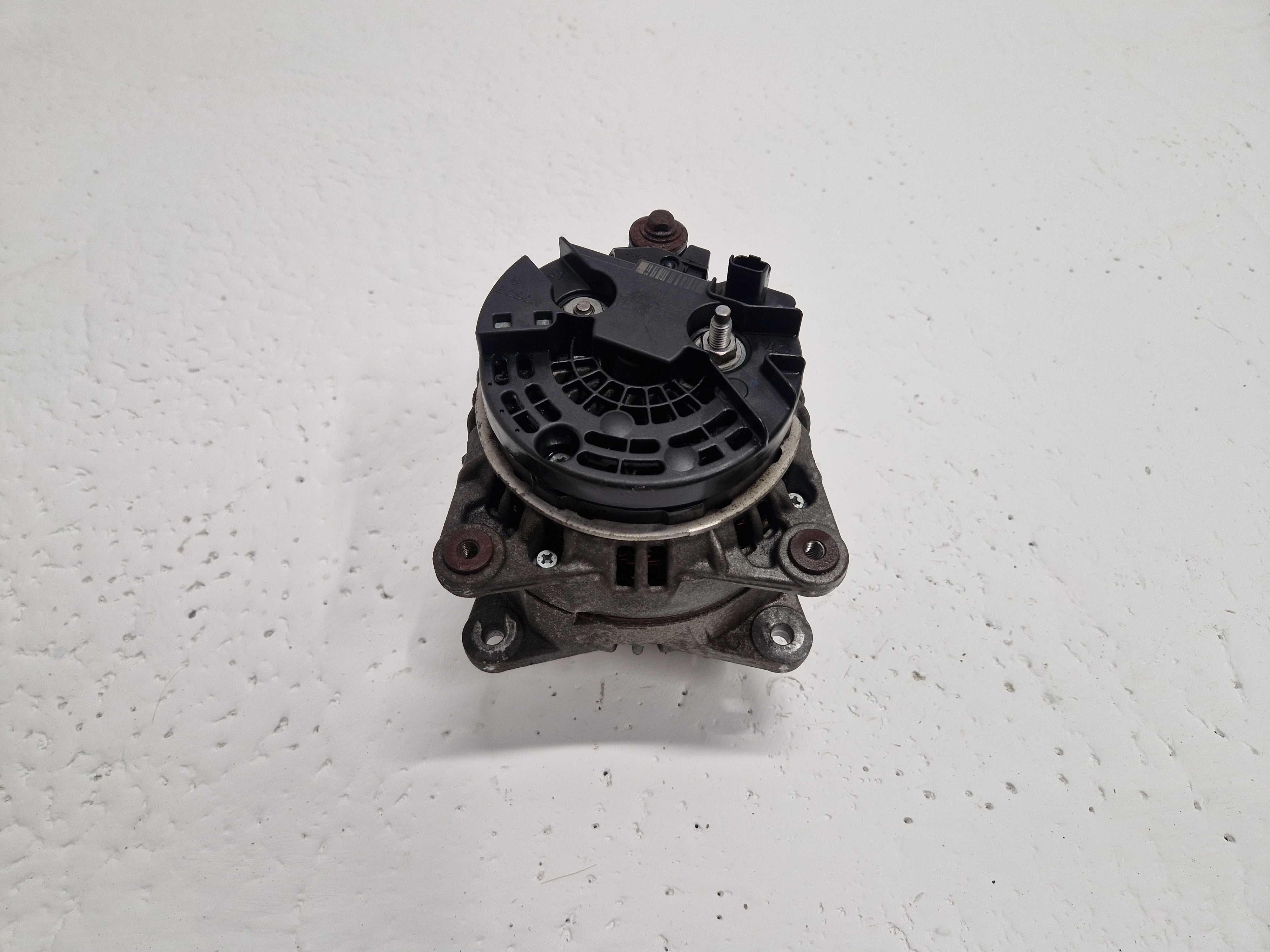 Alternator BOSCH Nissan NV200 Qashqai J10 Note Tiida Versa 1.5 DCI