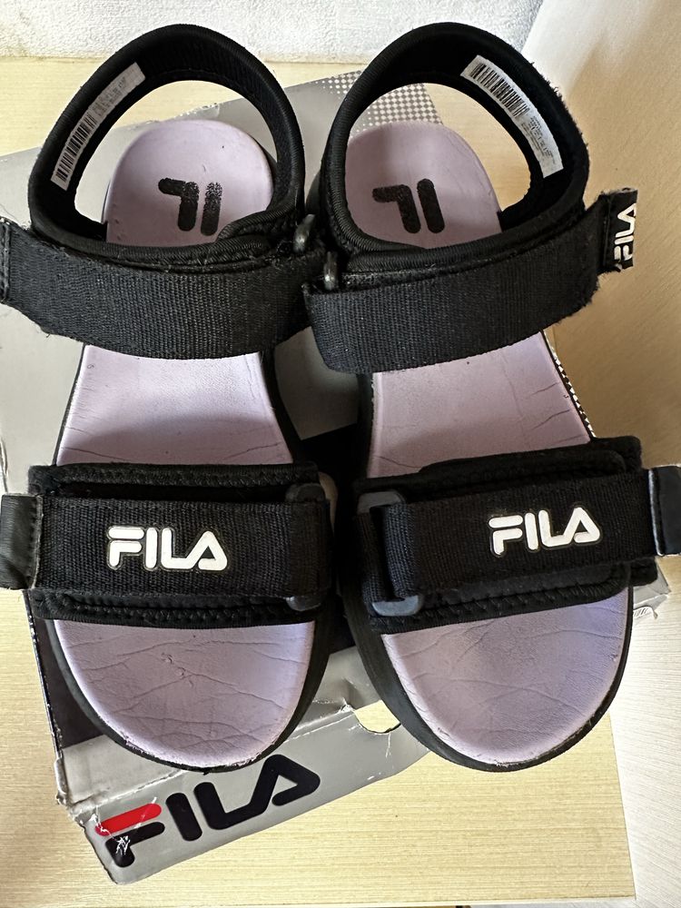 Спортивні босоніжки Fila 34 р.
