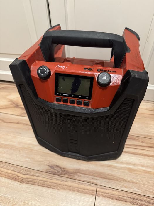 Radio Hilti  RC 4/36 DAB uszkodzone