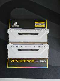 pamięć RAM Corsair Vengeance RGB Pro 2x8Gb 3200Mhz DDR4 CL16 White