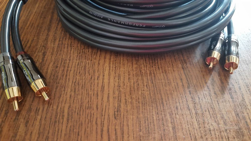 Qed Performance Audio Graphite  5м  межблочный кабель