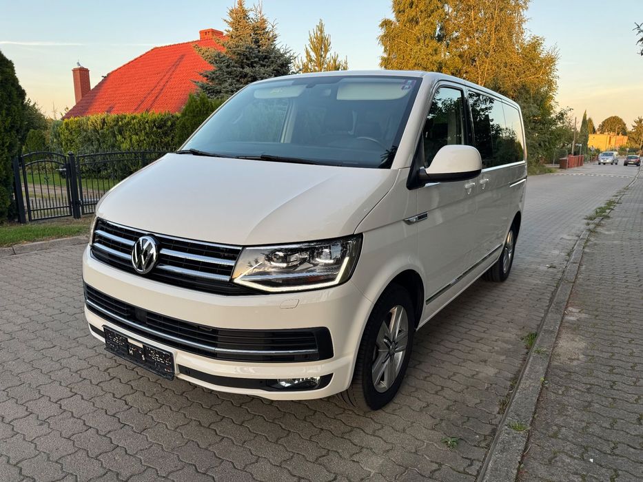 Volkswagen Caravelle 2.0TDI  Highline Bulli Kamera Cofania ACC Assist Skóry Servis !!