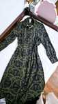 Czarna sukienka maxi midi zielona sukienka h&m szmizjerka we wzory