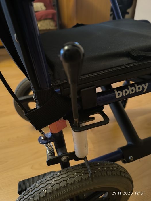 Wózek inwalidzki transportowy VERMEIREN składany