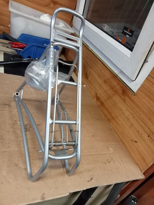 nowy bagażnik rowerowy aluminiowy pod koło 28 cali