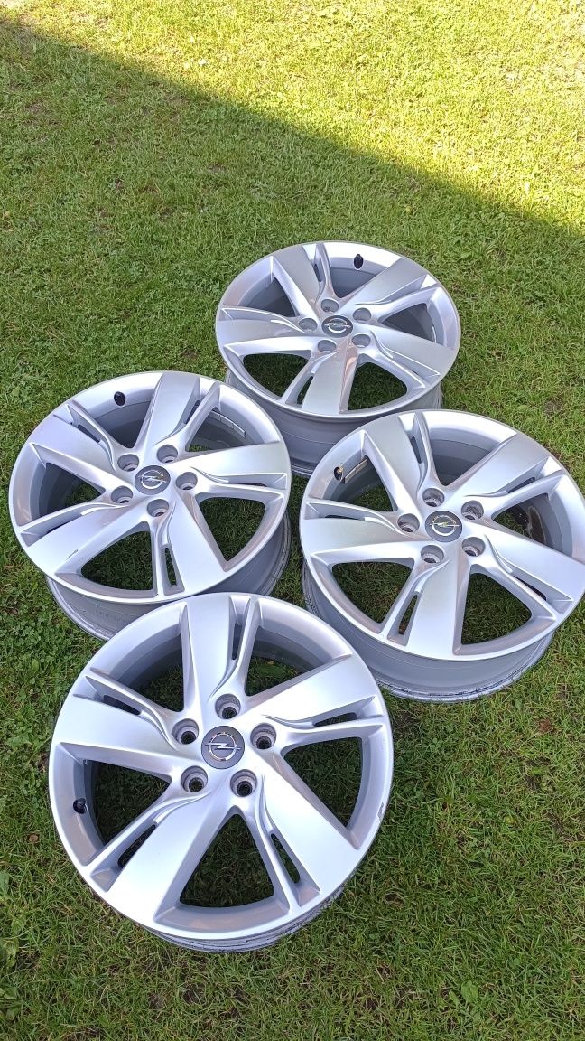 Felgi Opel Astra 17 5x115