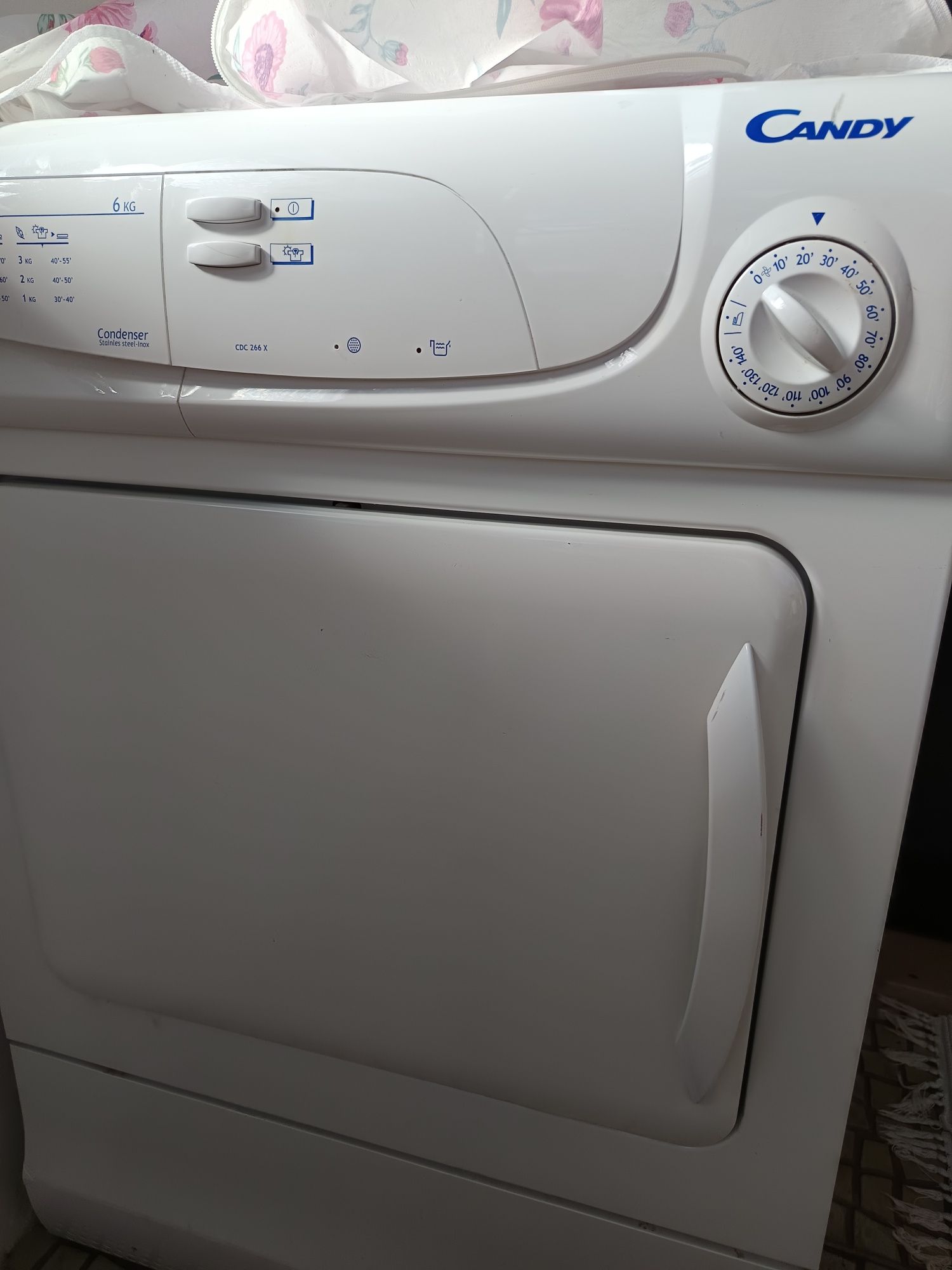 Máquina de secar roupa