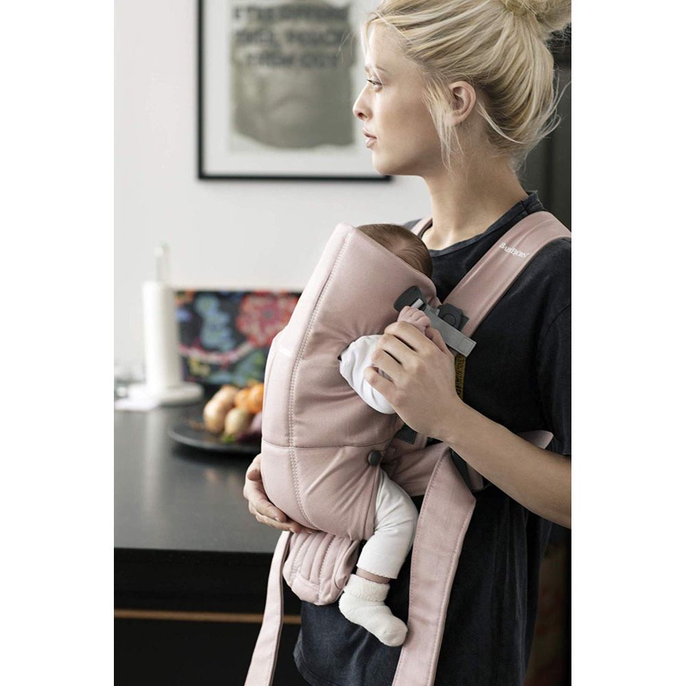 Рюкзак Carrier Mini Dark Grey (рожевий) BabyBjörn