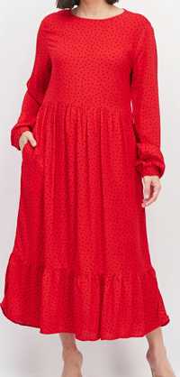 Śliczna czerwona sukienka Reserved 40