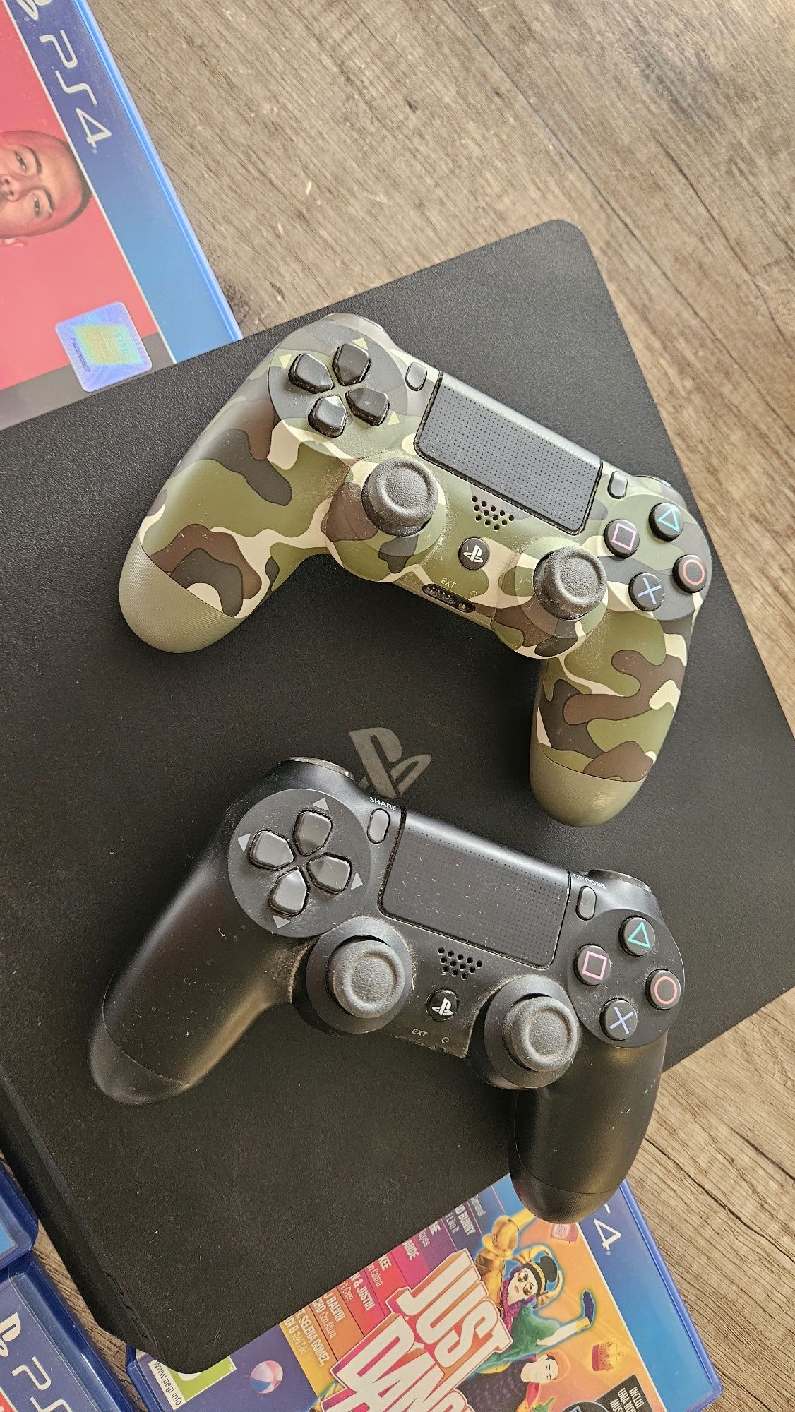 Playstation 4 como nova jogos dois comandos
