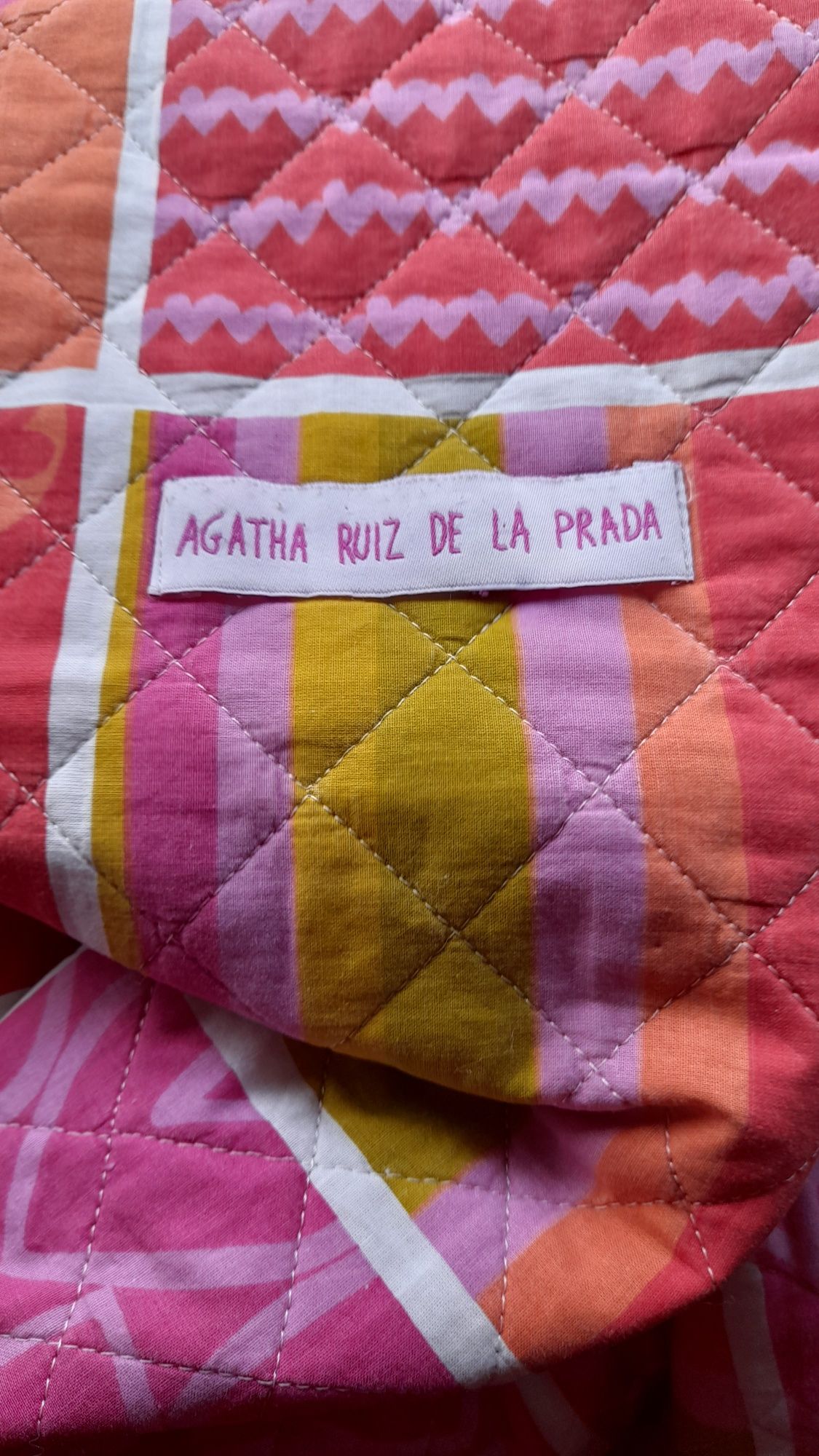 Colcha de Marca Agatha Ruiz de Lá Prada