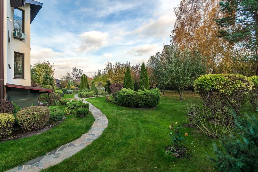 Будинок Білогородка Дом Белогородка 480м 30 соток