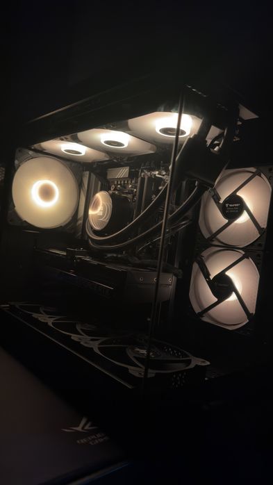 Computador Gaming RTX 5070 12Gb R7 7700x 32Gb Ram ddr5
