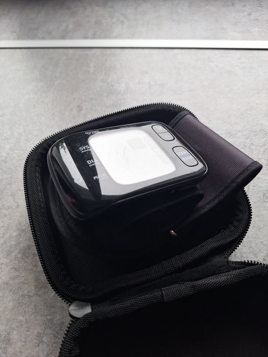 Ciśnieniomierz  Omron RS7