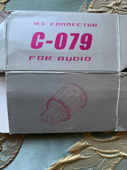 Силовой кабель Van Den Hul  '' The Mainsstream '' (1m)