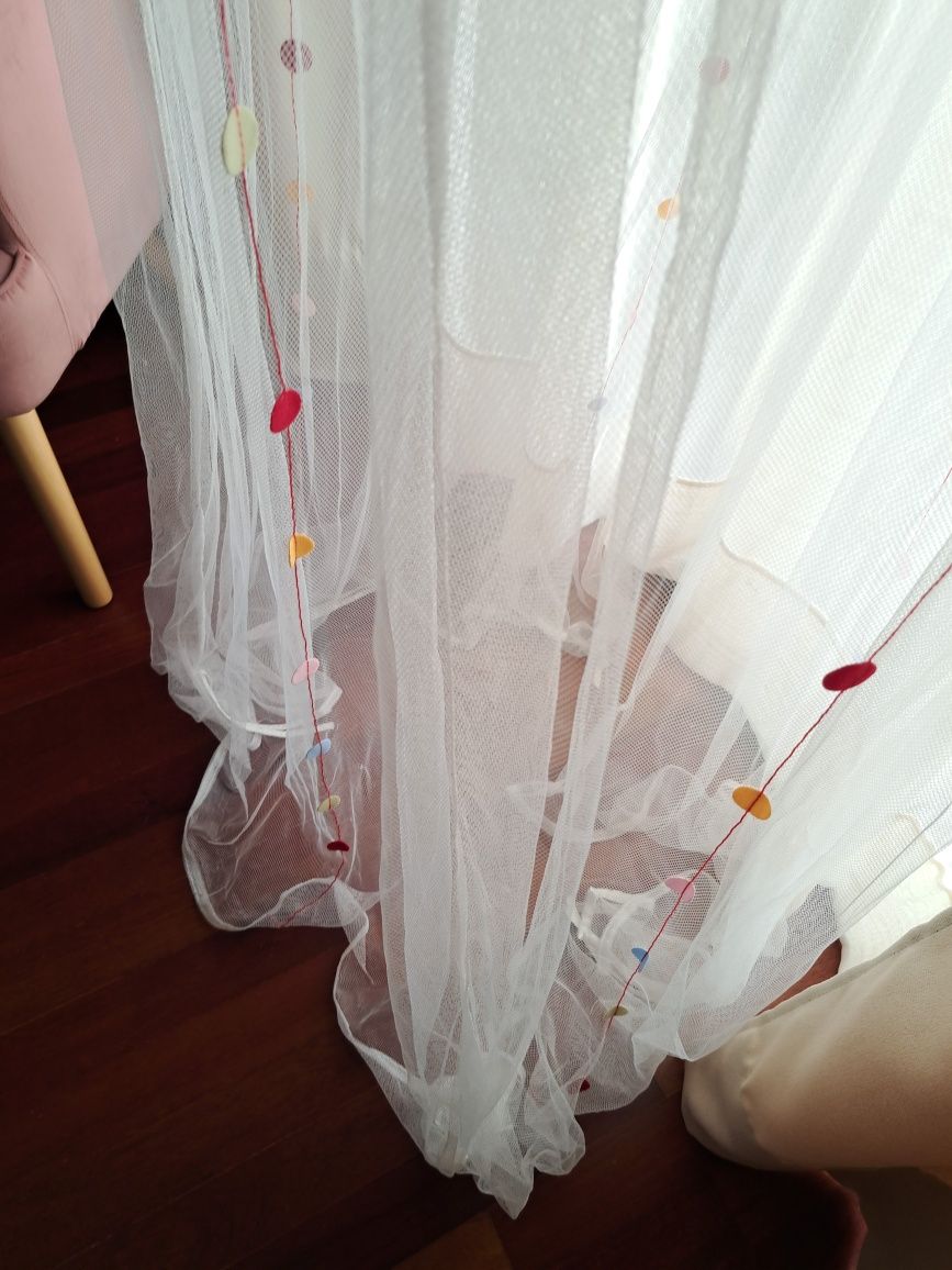 Dossel para quarto de criança.