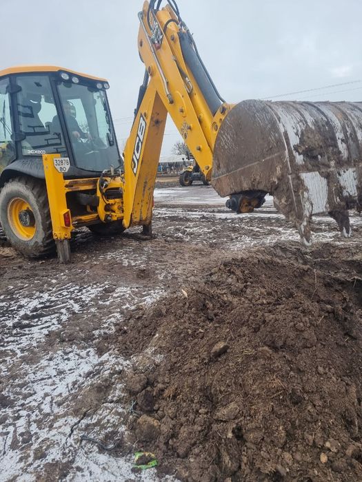 Екскаватор, навантажувач погружчик оренда спецтехніка