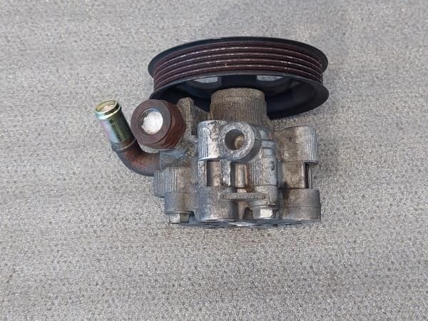 Bomba de direção TOYOTA Avensis Wagon (_T25_)