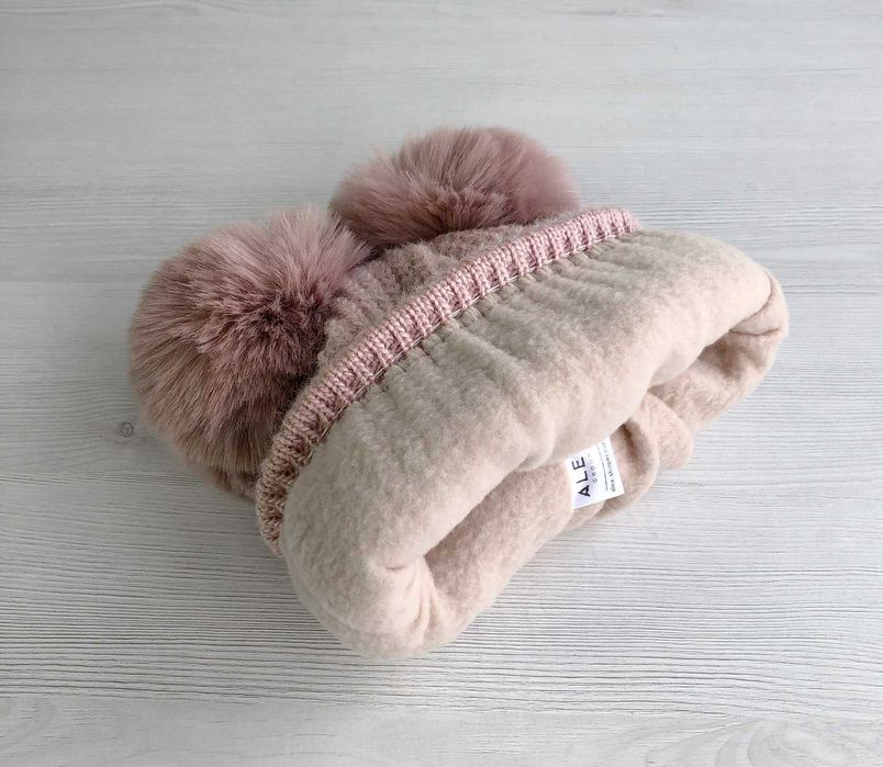 Зимний комплект для девочки 5 6 7 8 лет: теплая детская шапка и хомут