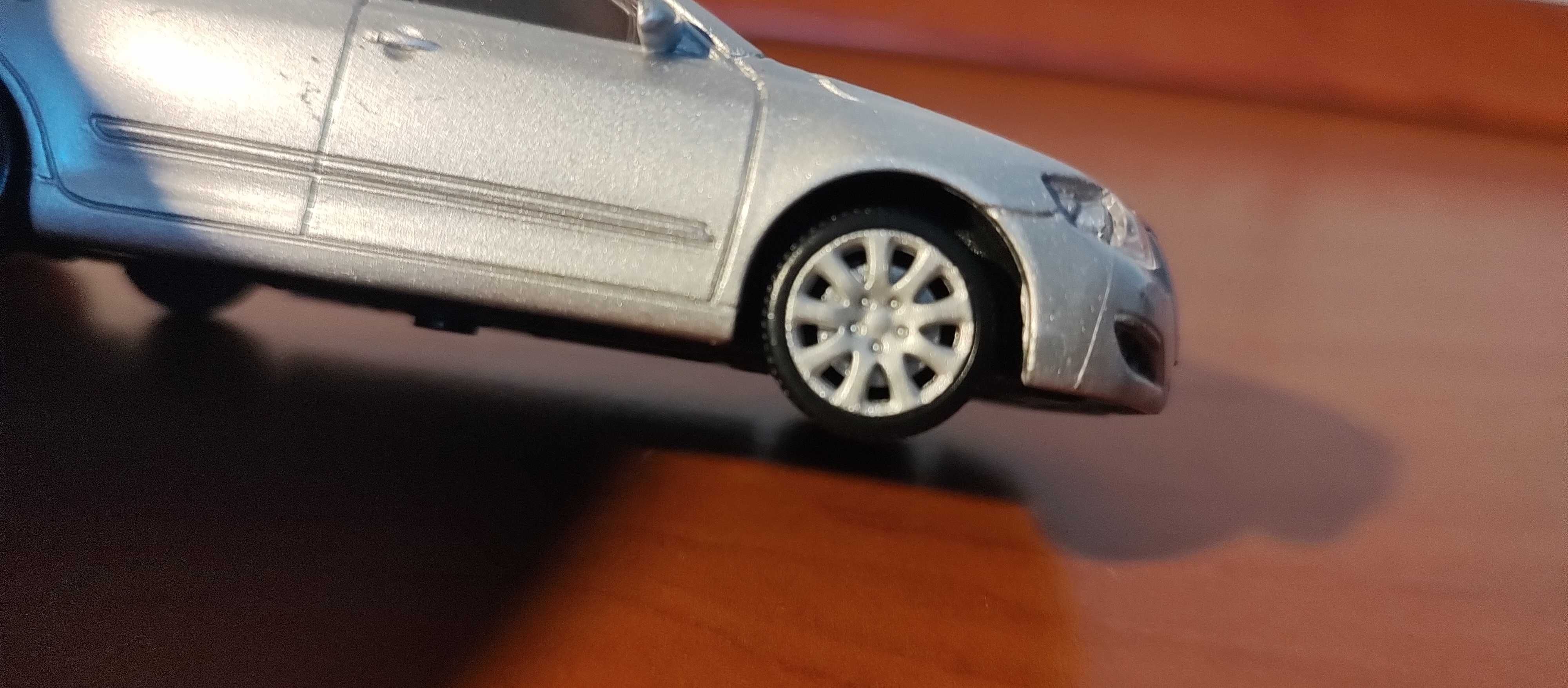 Toyota Camry 1/43