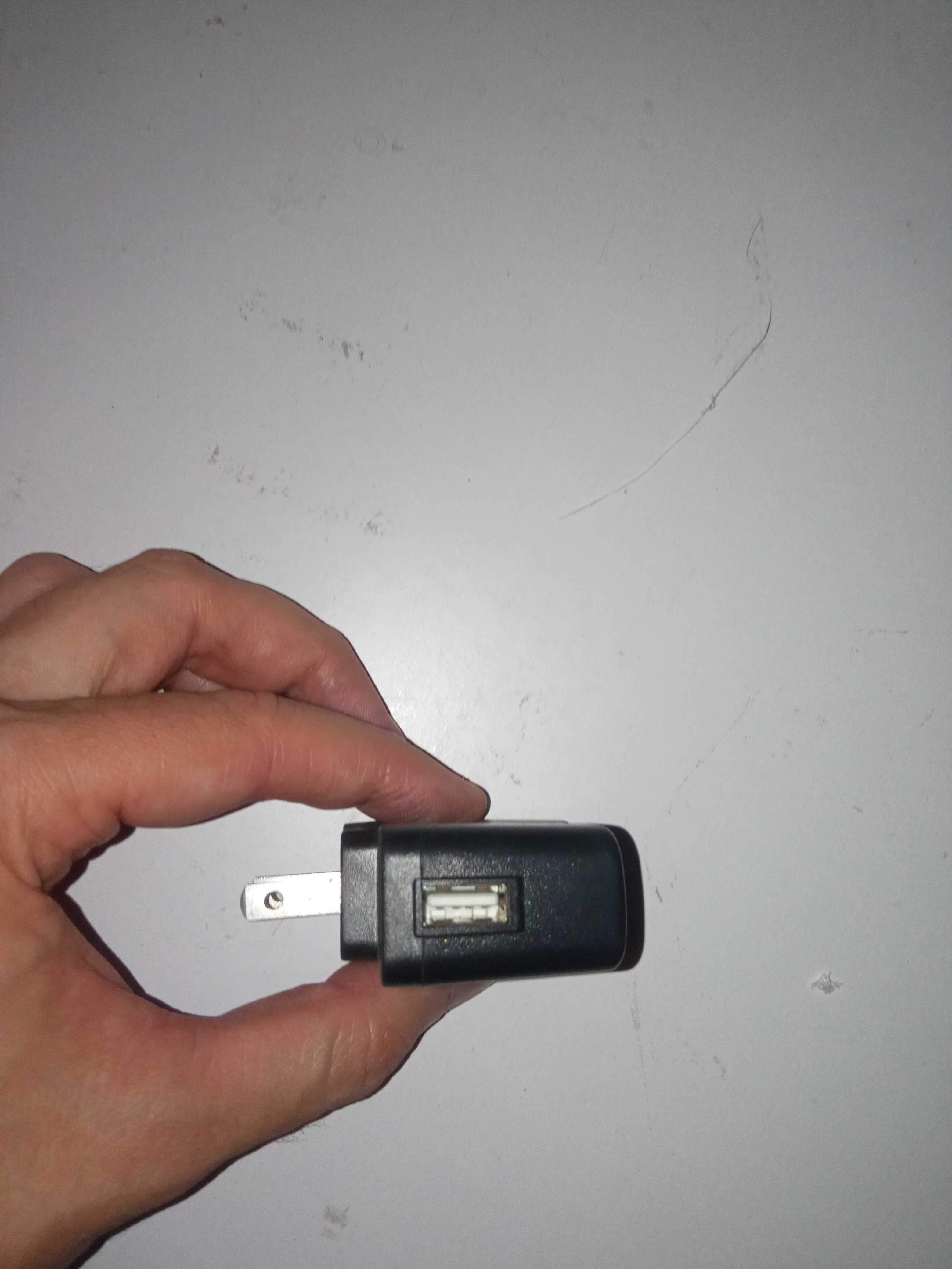 Блок питания 5V 0.5A вилочный USB Travel charger(американская розетка)