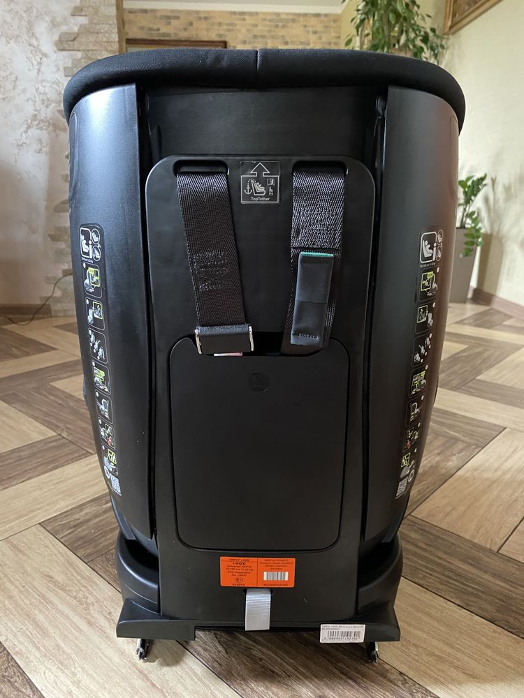 Автокрісло Romer britax trifix isofix I-Size Cosmos Black 9-22 кг