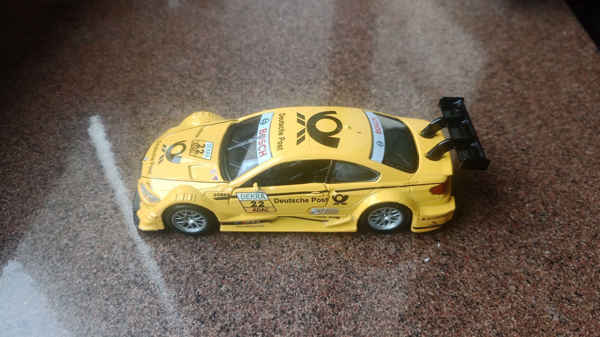 Модель 1:43 машинка BMW M3 металева, нова