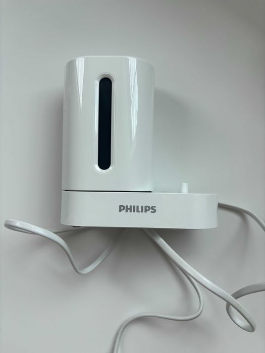 Stacja dezynfekująca z ładowarką Philips HX6160