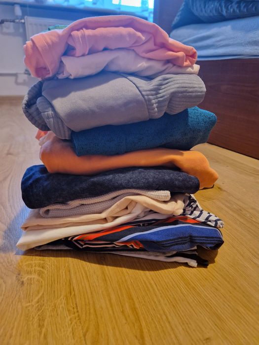 Paka ubrań  damskich ML 14szt