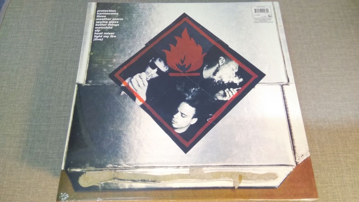 Massive attack : Protection LP / Виниловая пластинка