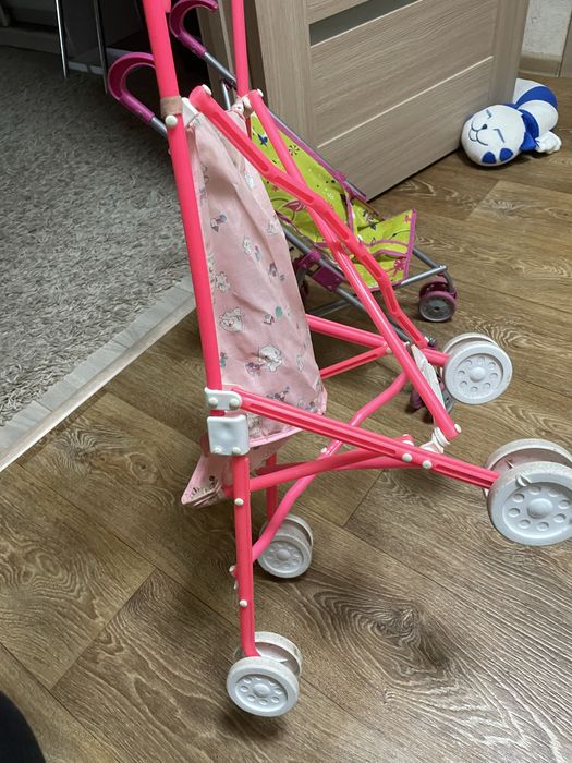Коляска для ляльки.