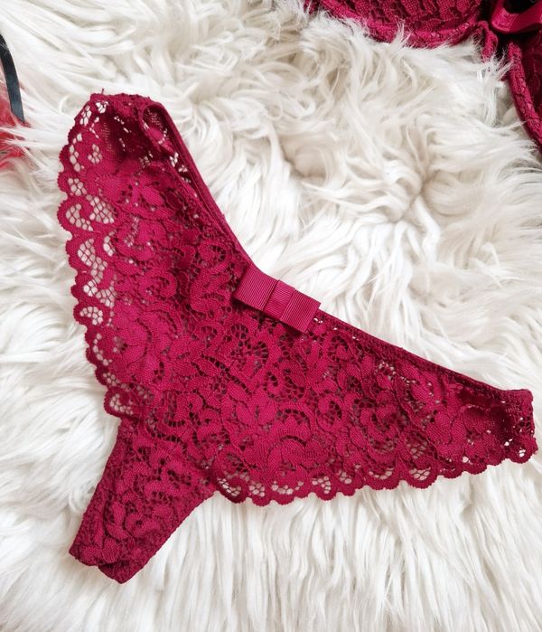 Нижня білизна комплект чашка D трусики S спідня білизна