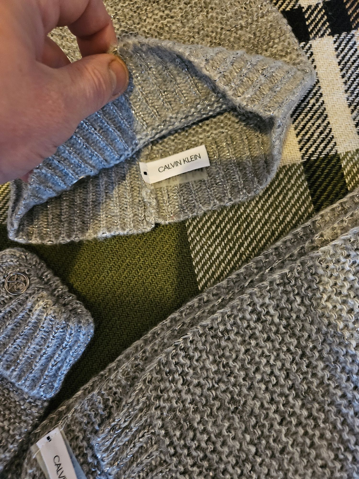Шапка +шарф + рукавицi Calvinklein