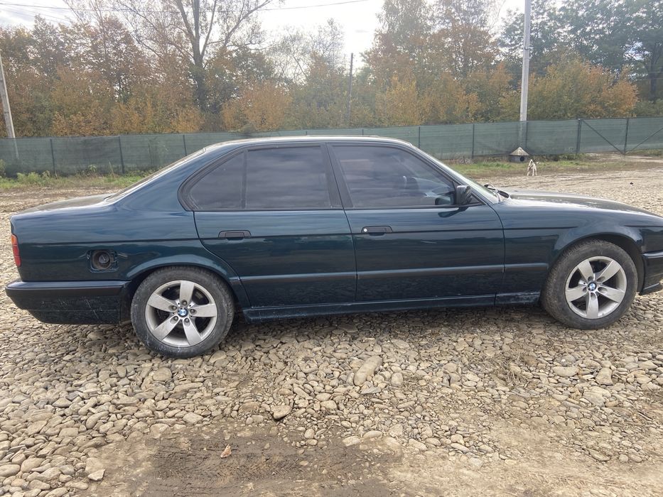 Продам BMW e34 520I